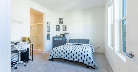 191 Log Pond Ln, Sacramento, CA 95818 Photo