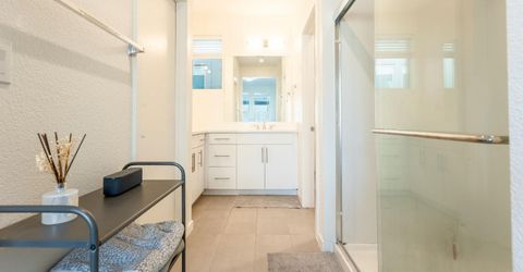 191 Log Pond Ln, Sacramento, CA 95818 Photo