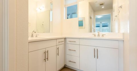 191 Log Pond Ln, Sacramento, CA 95818 Photo