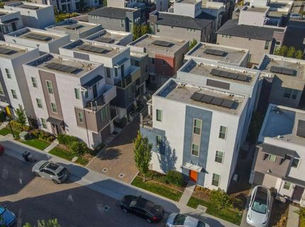 191 Log Pond Ln, Sacramento, CA 95818 Photo