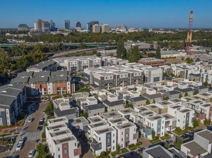 191 Log Pond Ln, Sacramento, CA 95818 Photo