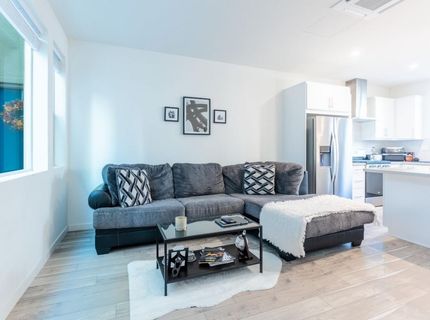 191 Log Pond Ln, Sacramento, CA 95818 Photo