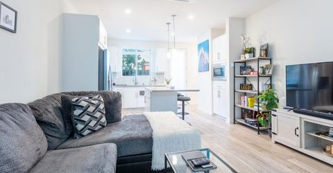 191 Log Pond Ln, Sacramento, CA 95818 Photo