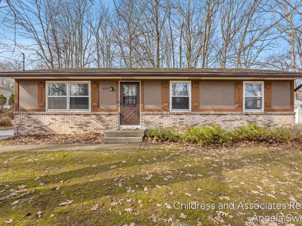 4287 Trojan Drive SW, Wyoming, MI 49519