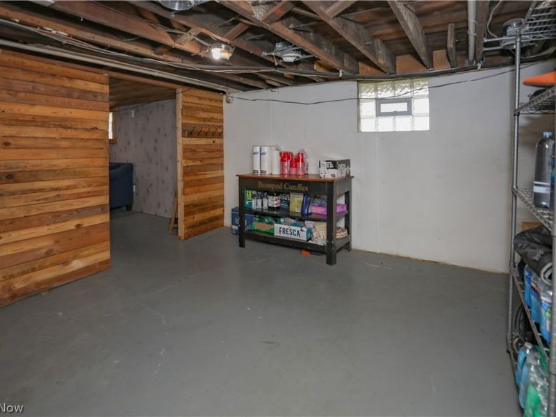 2721 Meadow Drive , Akron, OH 44312 Photo 15