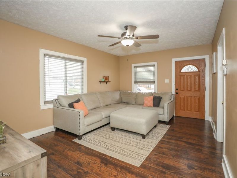 2721 Meadow Drive , Akron, OH 44312 Photo 5