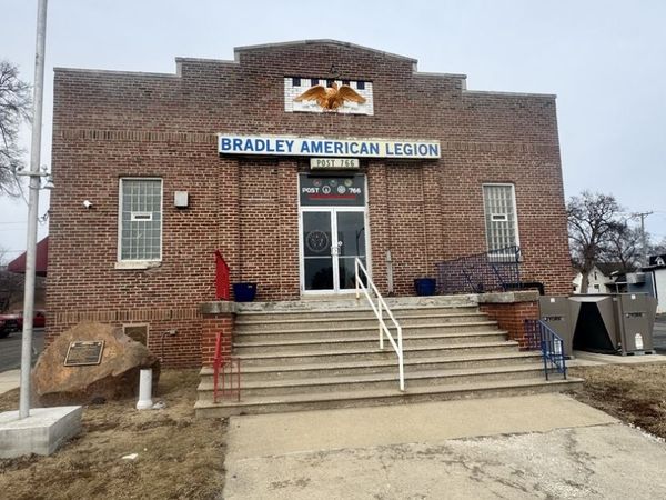 835 W Broadway Street , Bradley, IL 60915