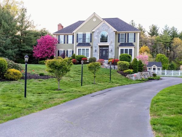 6 Westchester Road, Windham, NH 03087