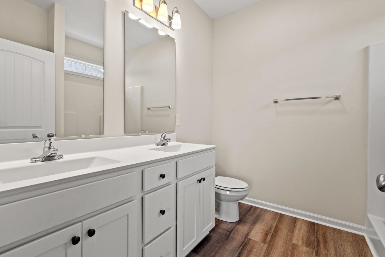 230 Stillbrook Dr. Photo 11