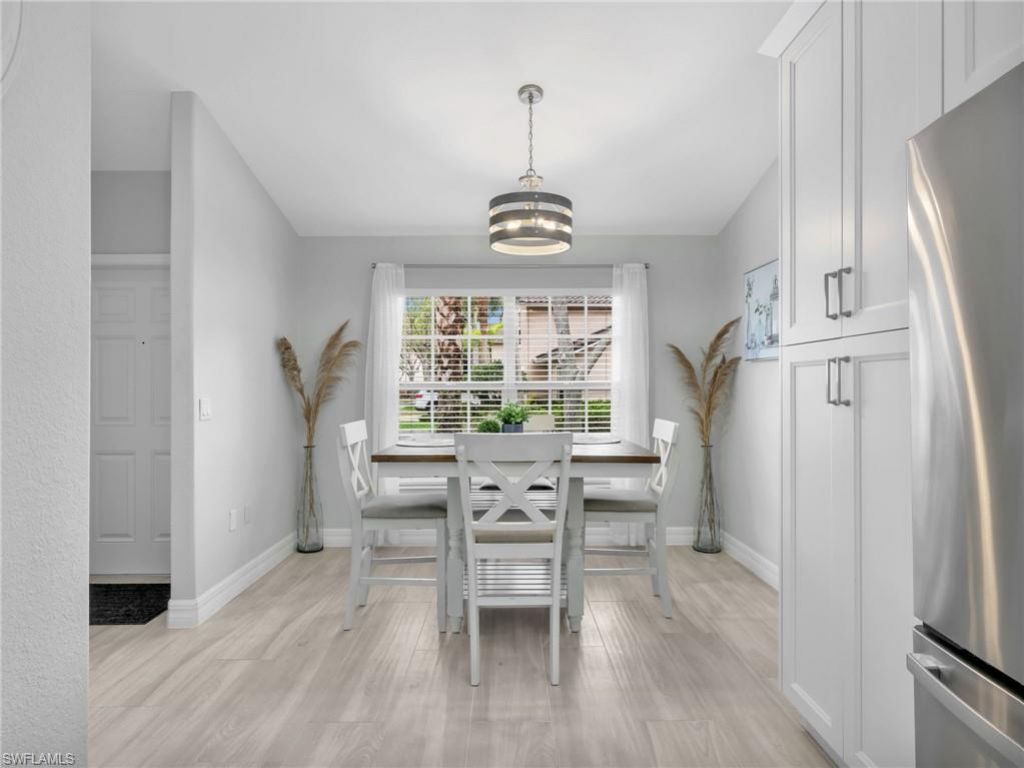 3505 Avion Woods Ct, Unit 902, Naples, FL 34104 Photo