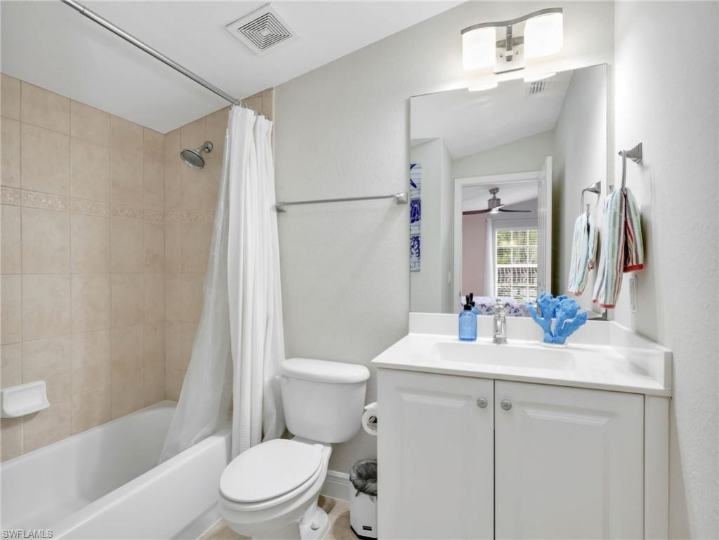 3505 Avion Woods Ct, Unit 902, Naples, FL 34104 Photo