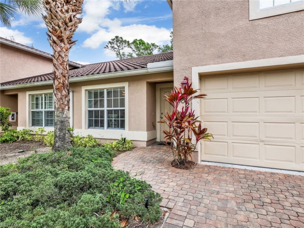 3505 Avion Woods Ct, Unit 902, Naples, FL 34104 Photo