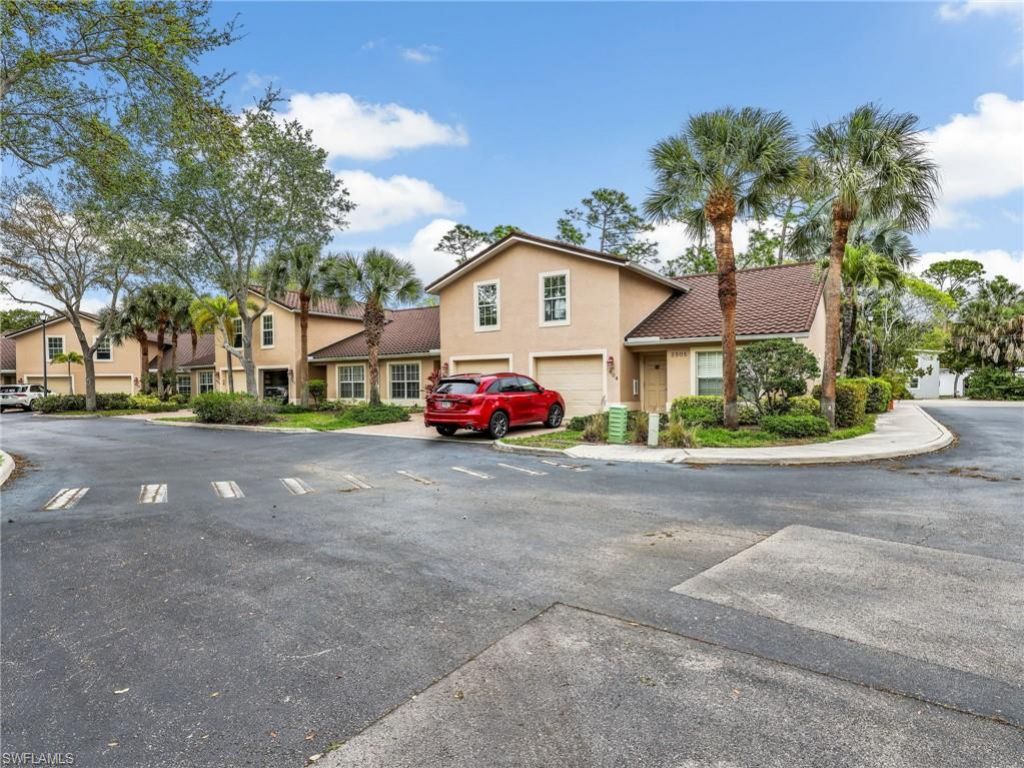 3505 Avion Woods Ct, Unit 902, Naples, FL 34104 Photo