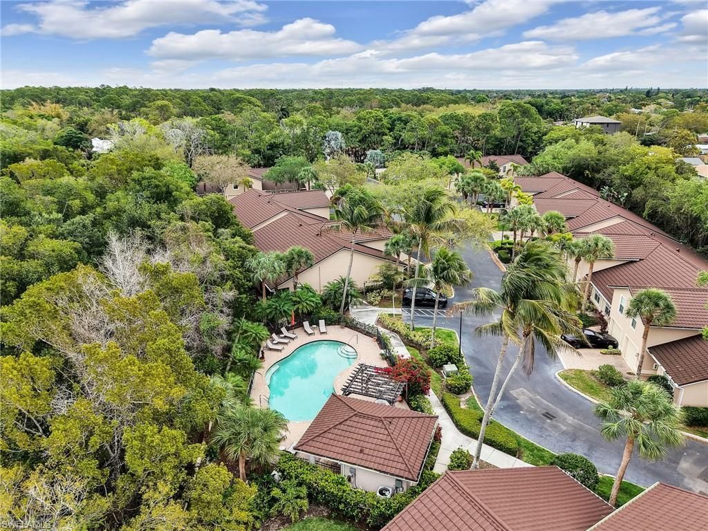 3505 Avion Woods Ct, Unit 902, Naples, FL 34104 Photo