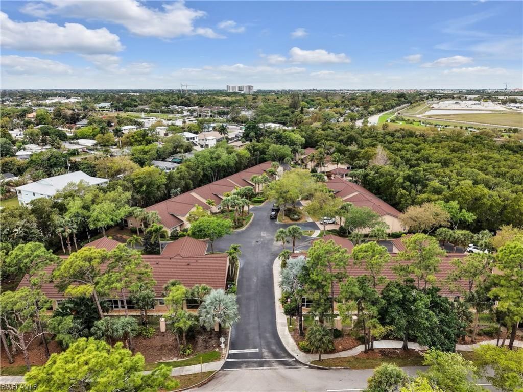 3505 Avion Woods Ct, Unit 902, Naples, FL 34104 Photo