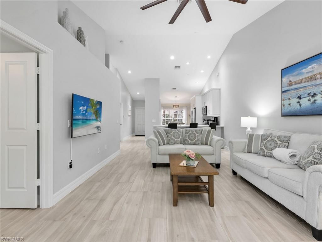 3505 Avion Woods Ct, Unit 902, Naples, FL 34104 Photo