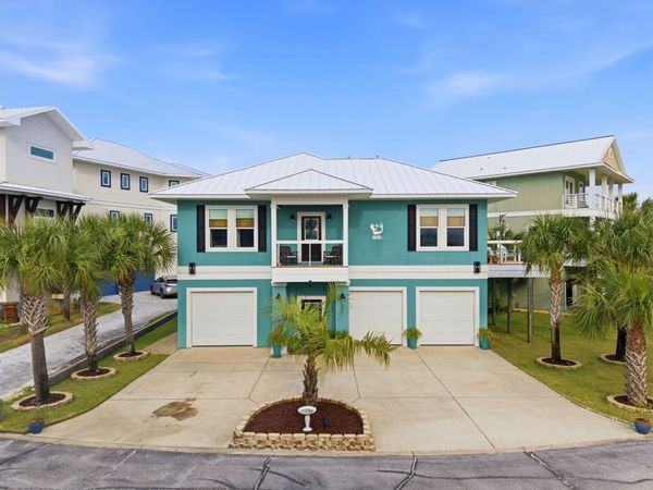 1468 Bermuda Drive, Navarre, FL 32566