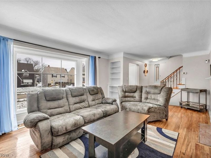 16908 Throckley Avenue, Cleveland, OH 44128 Photo 21