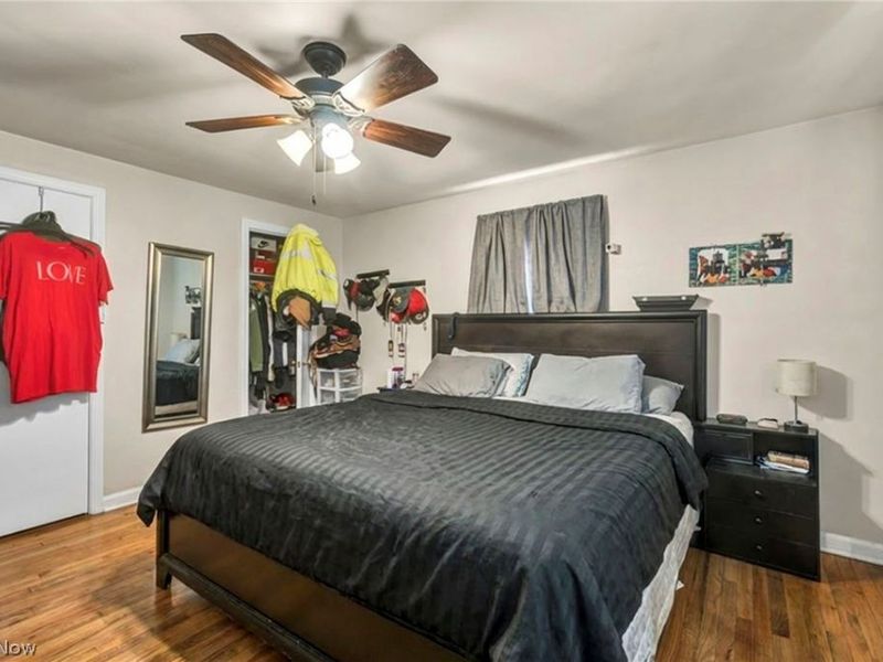 16908 Throckley Avenue, Cleveland, OH 44128 Photo 28