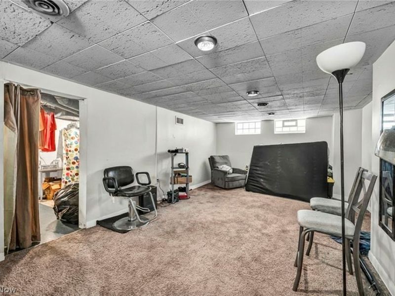 16908 Throckley Avenue, Cleveland, OH 44128 Photo 33