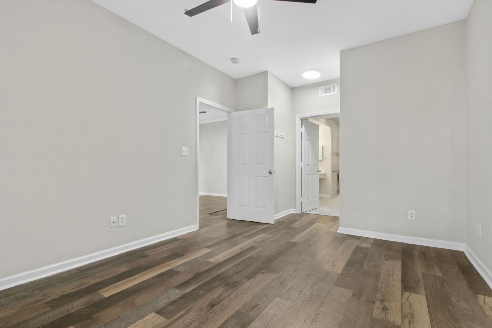 700 Daniel Ellis Drive Photo 20