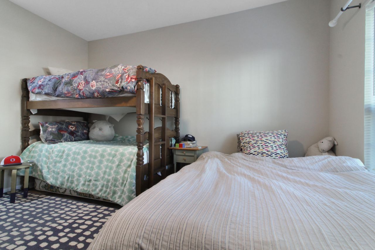 700 Daniel Ellis Drive Photo 21