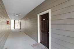 700 Daniel Ellis Drive photo 4