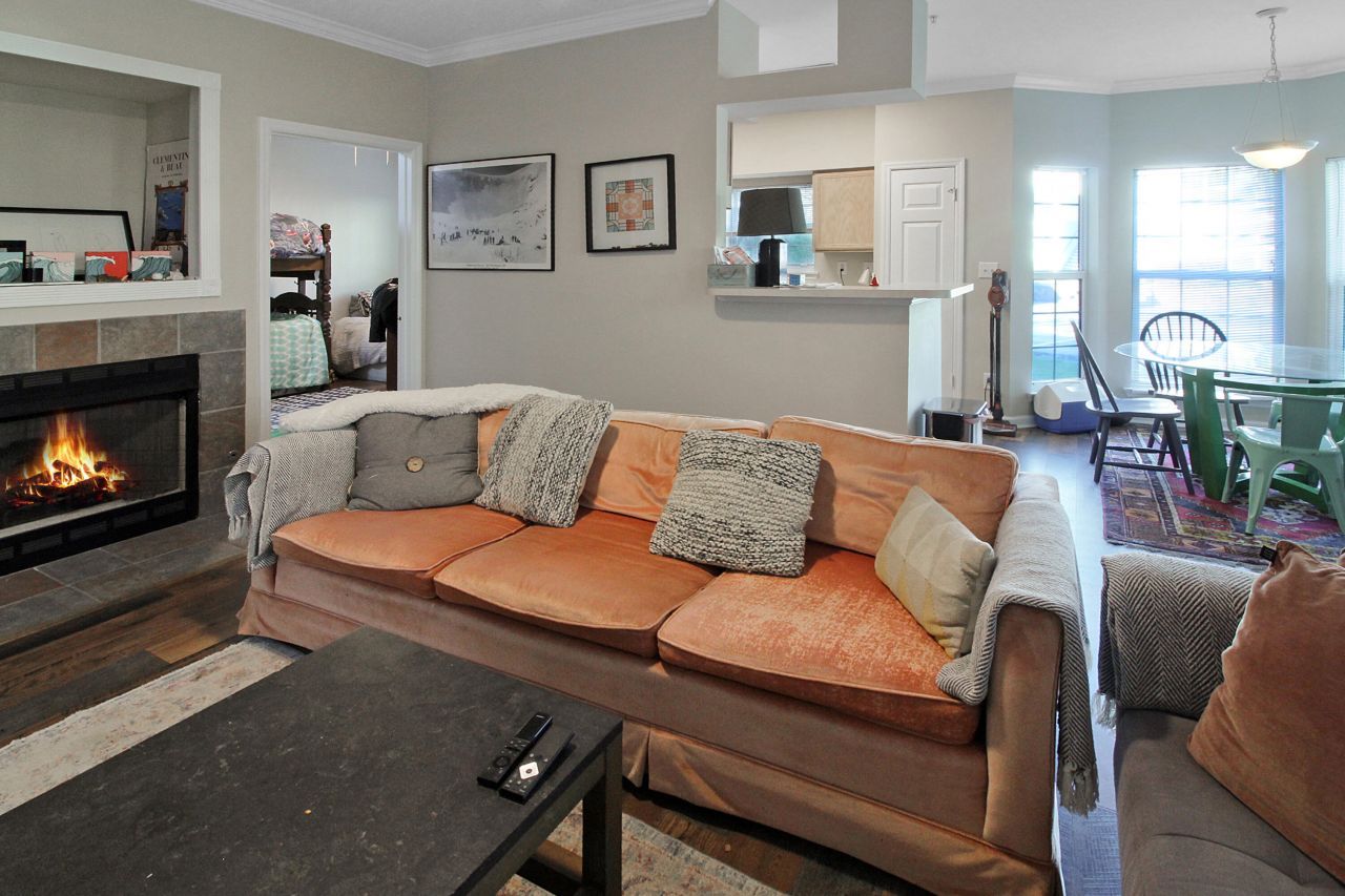 700 Daniel Ellis Drive Photo 9