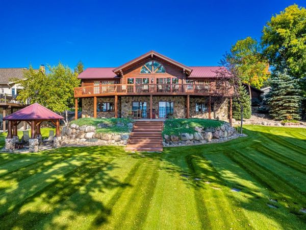 1380 S Shore Drive , Detroit Lakes, MN 56501
