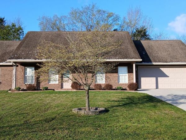 200 Flora Drive, Lenoir City, TN 37771