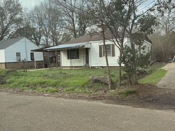 224 Hartfield Street, Jackson, MS 39216