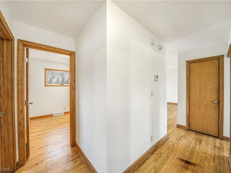 5216 Kuszmaul Avenue NW, Warren, OH 44483 Photo 13