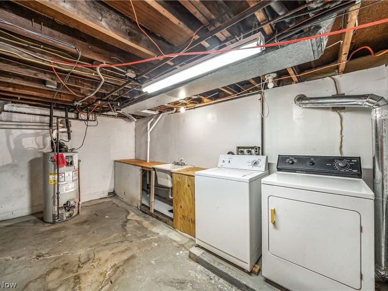 5216 Kuszmaul Avenue NW, Warren, OH 44483 Photo 23