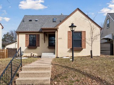 5717 23rd Avenue S, Minneapolis, MN 55417