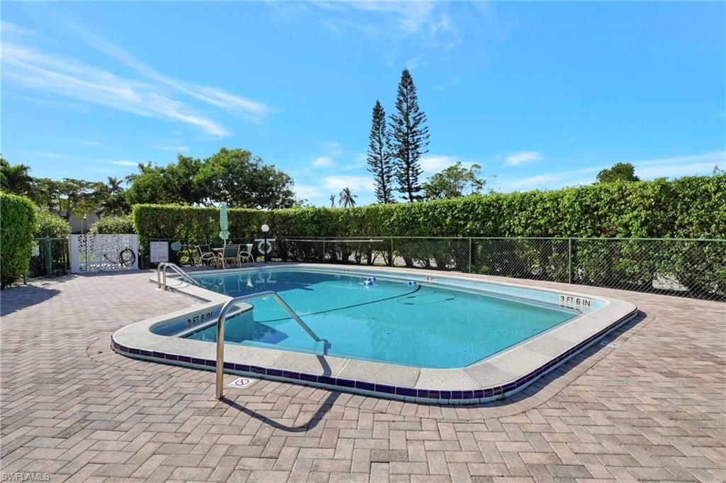 750 Mooring Ln, Unit 105, Naples, FL 34102 Photo