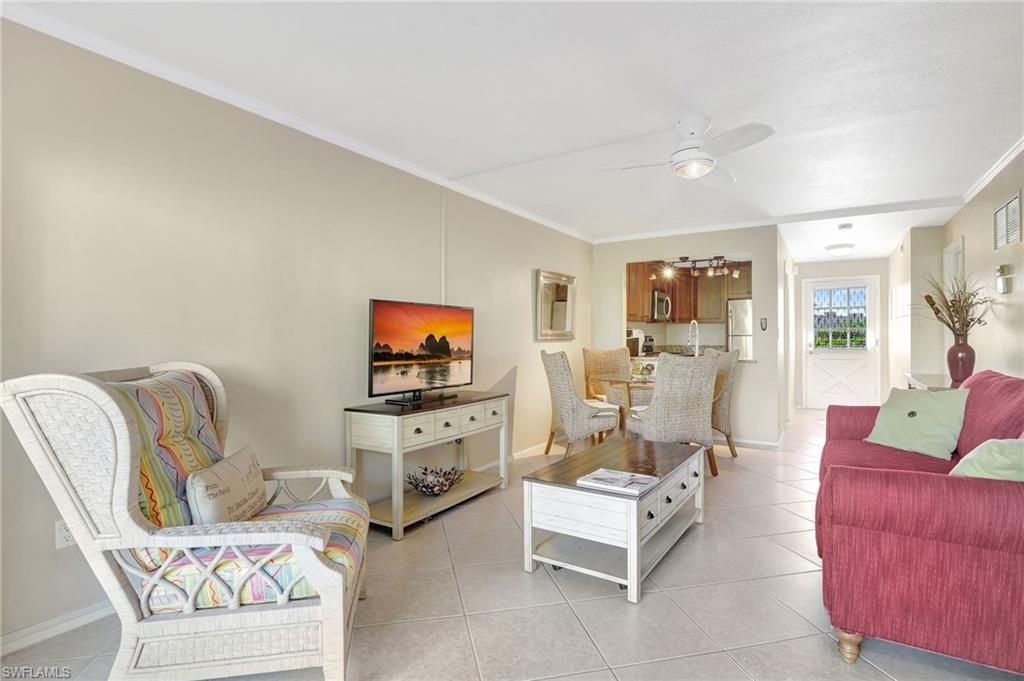 750 Mooring Ln, Unit 105, Naples, FL 34102 Photo