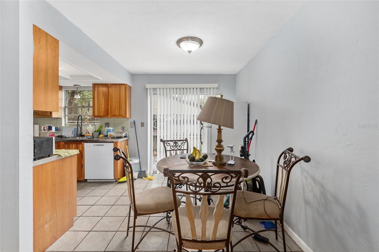 1420 SW 42nd Street, Unit B, Gainesville, FL 32607 Photo