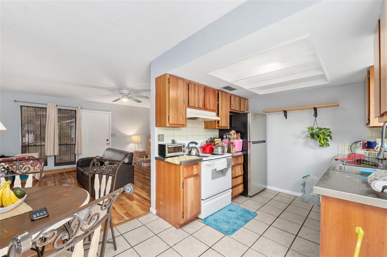 1420 SW 42nd Street, Unit B, Gainesville, FL 32607 Photo