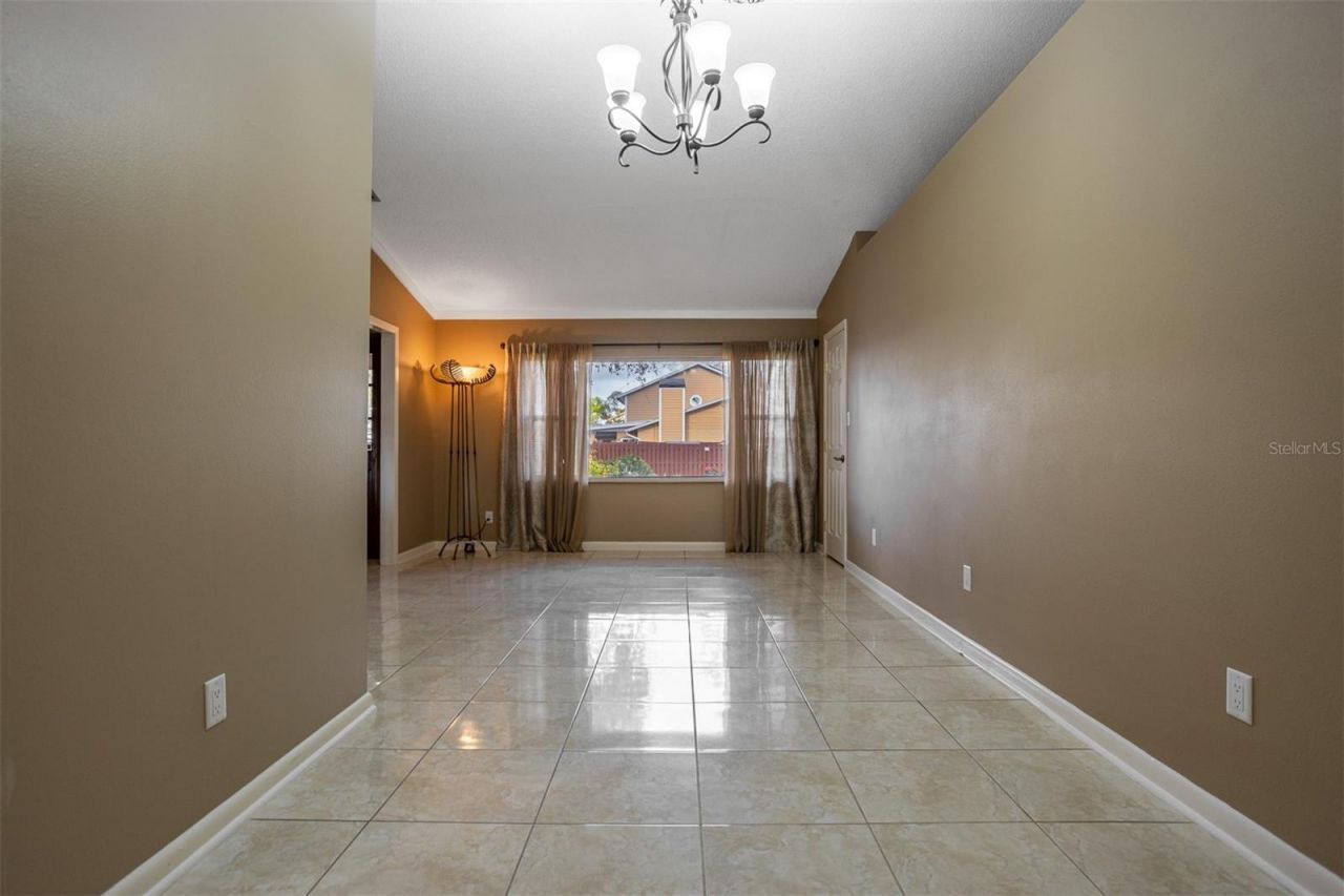 8639 Leighton Drive, Tampa, FL 33614 Photo