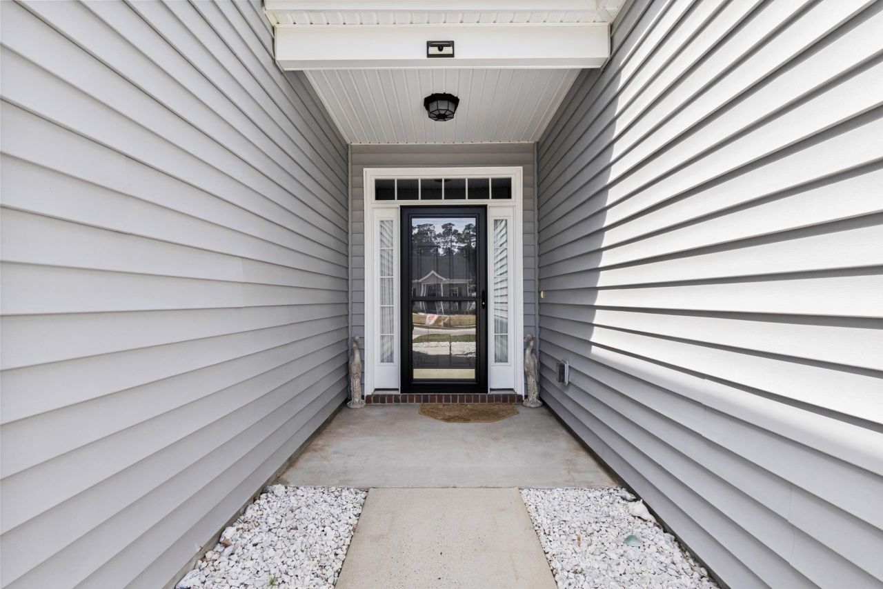 546 Tourmaline Dr. Photo 10