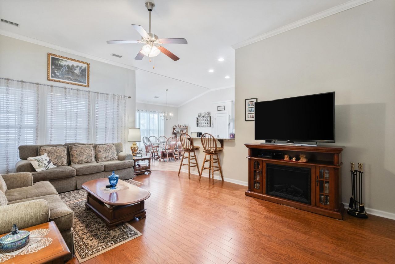 546 Tourmaline Dr. Photo 26