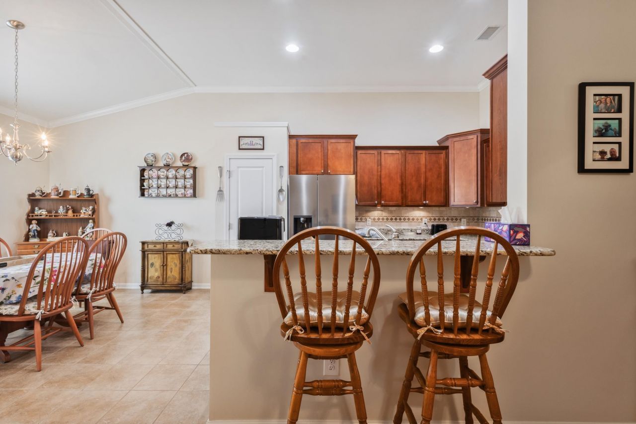 546 Tourmaline Dr. Photo 30