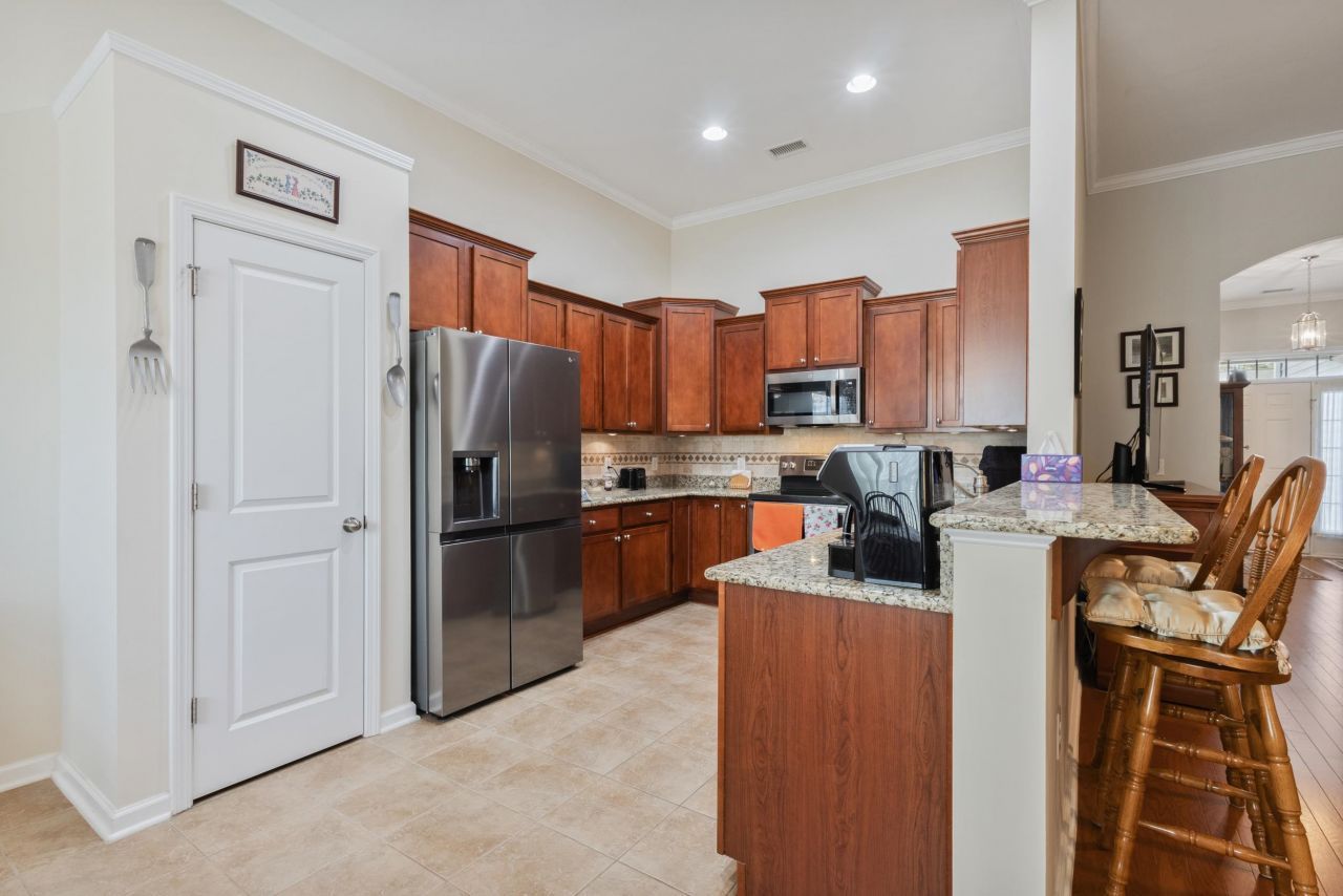 546 Tourmaline Dr. Photo 31