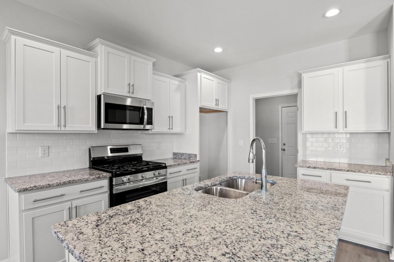 207 Stillbrook Dr. Photo 7