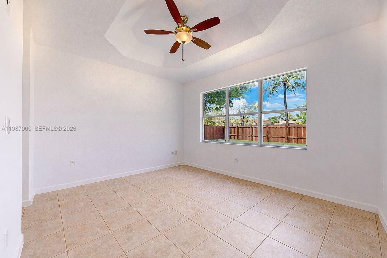 2014 NE 38th Rd , Unit 2014, Homestead, FL 33033 Photo