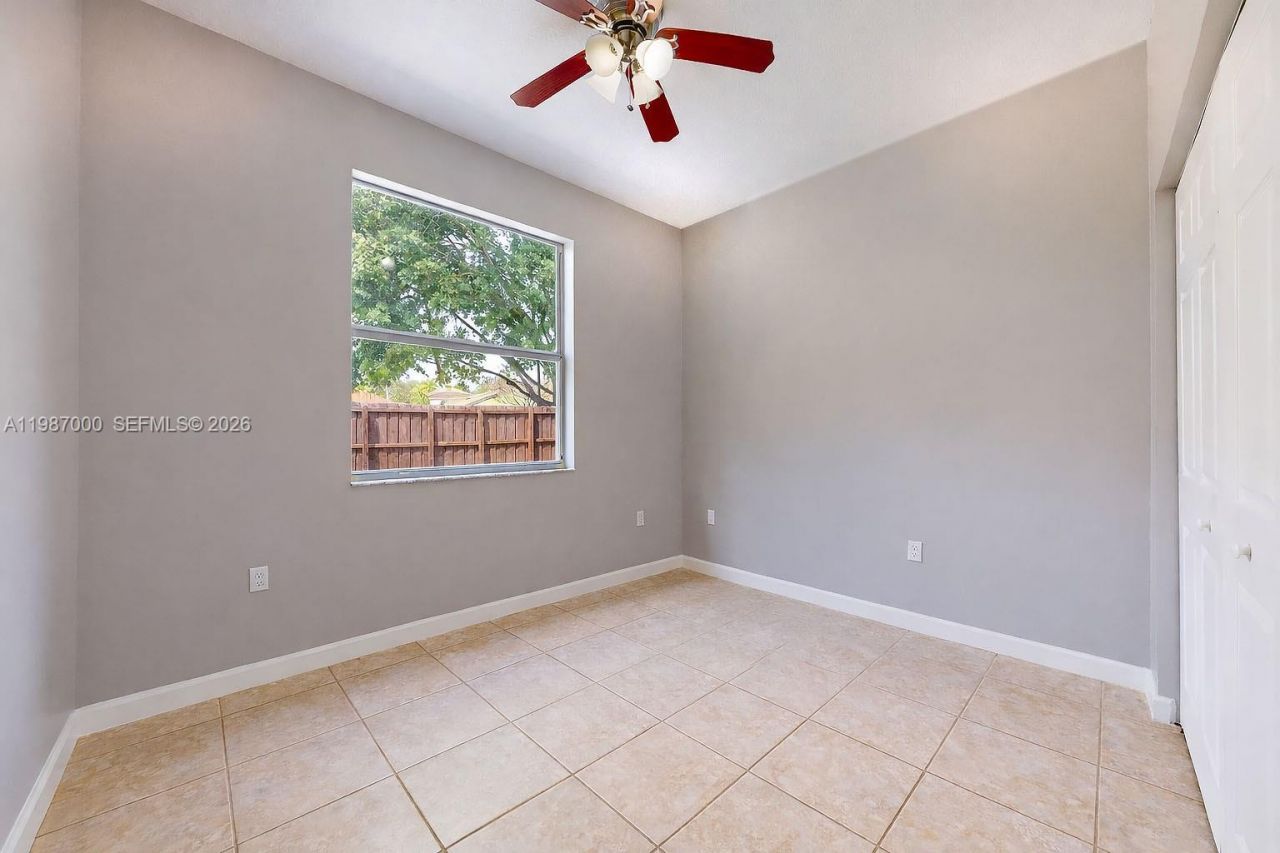 2014 NE 38th Rd , Unit 2014, Homestead, FL 33033 Photo