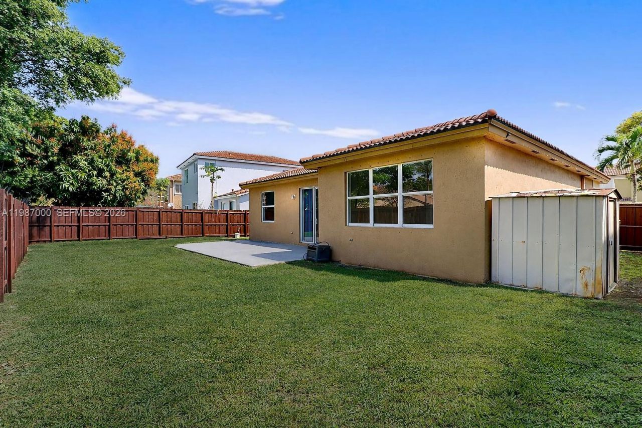 2014 NE 38th Rd , Unit 2014, Homestead, FL 33033 Photo