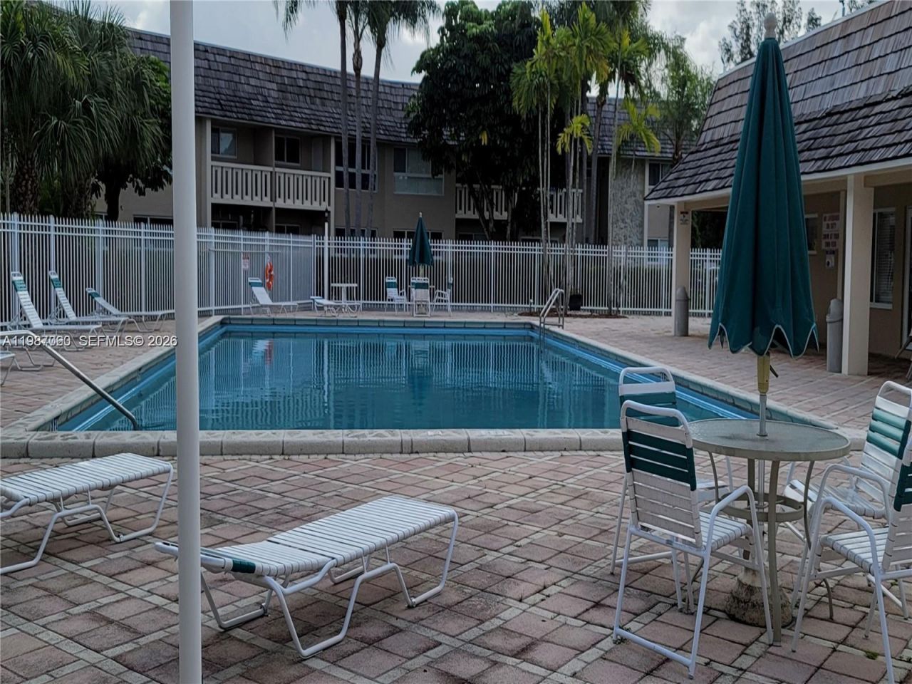 7470 Miami Lakes Dr , Unit B208, Miami Lakes, FL 33014 Photo
