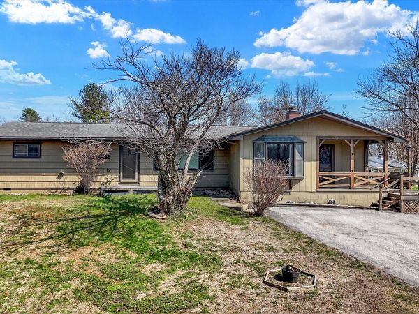122 Edgewood Drive, Bedford, IN 47421