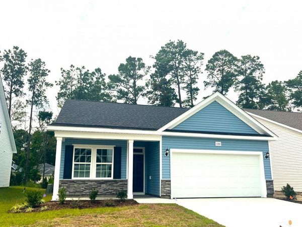 1136 NW Forest Bend Dr., Calabash, NC 28467